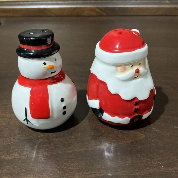 Santa & Snowman Christmas Salt & Pepper Shaker Set - Picture 7 of 10